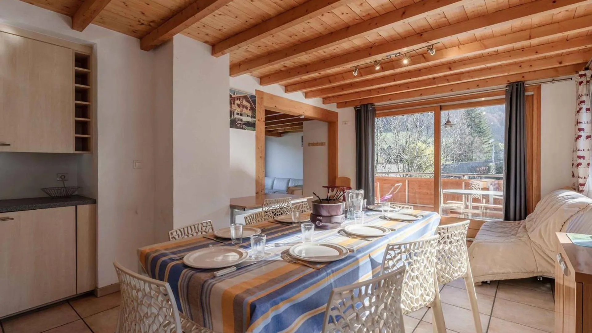 Appartamento Appartement 4 Pieces A Morzine, Skis Aux Pieds, Jacuzzi, 9 Pers, 100M², Centre, Animaux Admis - Fr-1-754-24