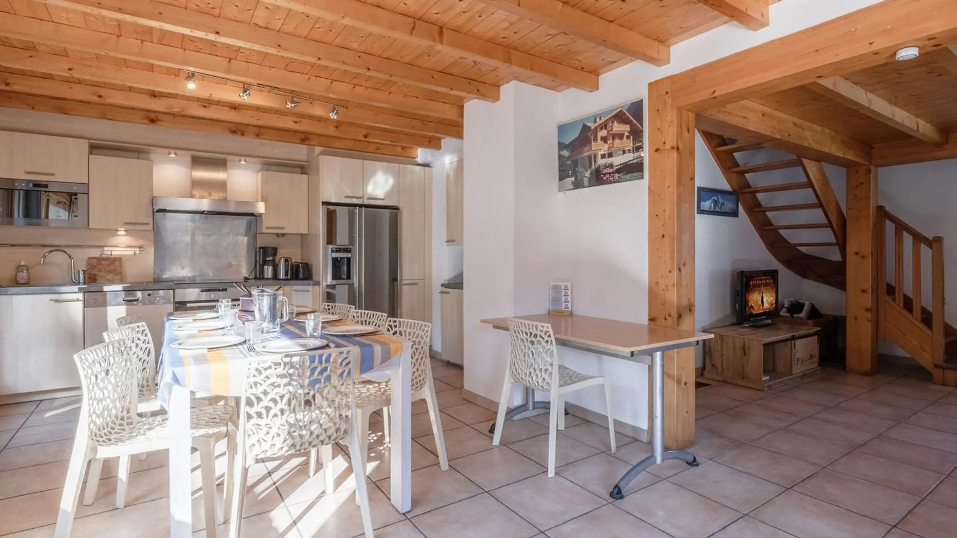 Appartement 4 Pieces A Morzine, Skis Aux Pieds, Jacuzzi, 9 Pers, 100M², Centre, Animaux Admis - Fr-1-754-24 0*, Morzine